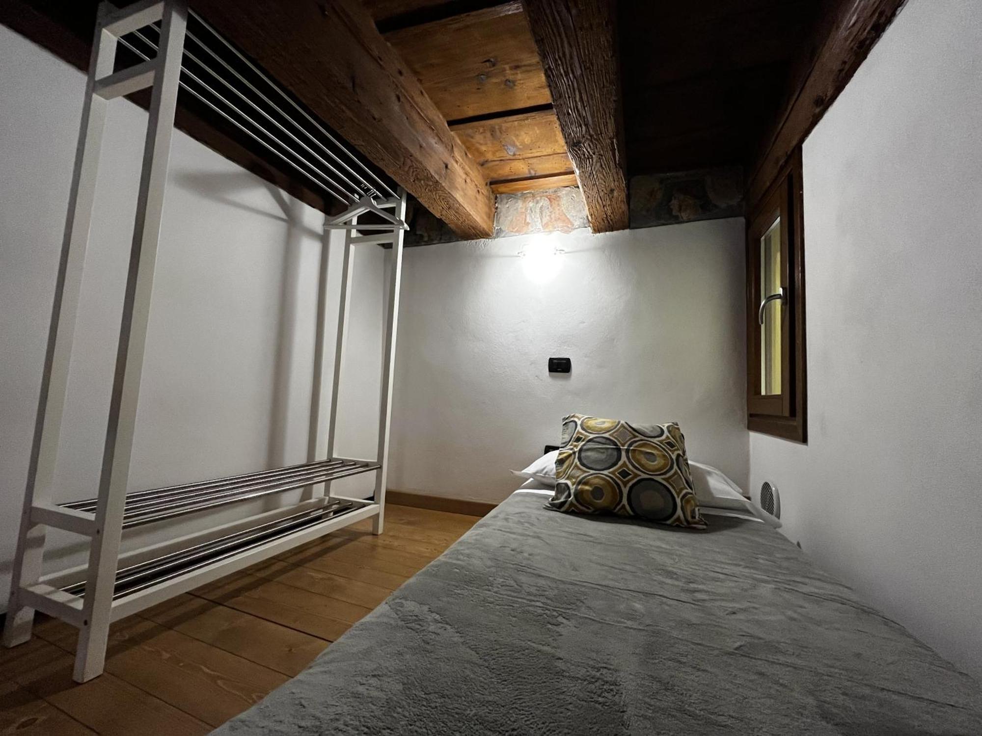 Johnny Suites Bergamo Alta Exterior photo